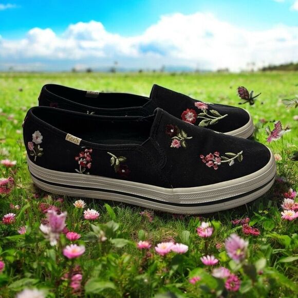 Kate Spade New York x KEDS Black Triple Decker Sneakers Embroidered Flowers Sz 9 - Picture 1 of 6